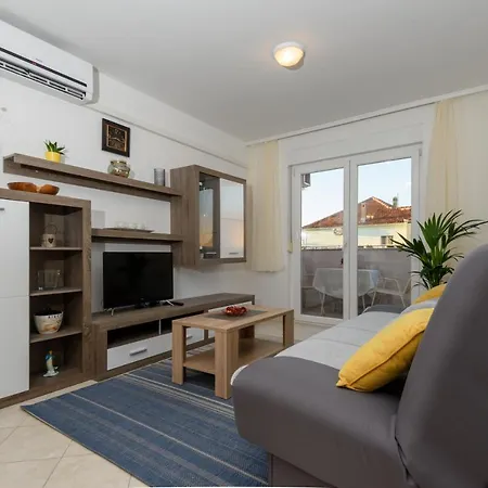 Apartman Karmela Lägenhet Zadar Exteriör bild