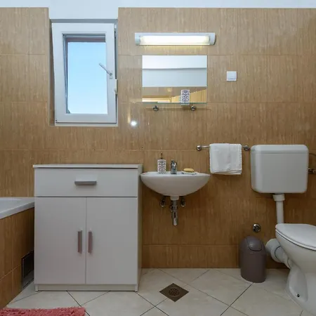 Apartman Karmela Lägenhet Zadar Exteriör bild